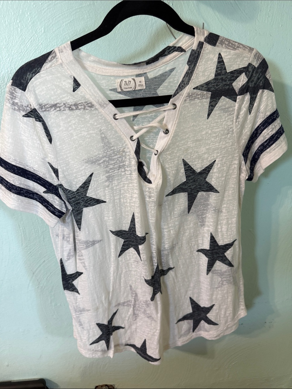 Maurices White Short-Sleeve Star Print Lace-Up V-Neck Tee